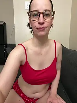 CreamedKitten online show from December 15, 3:49 pm