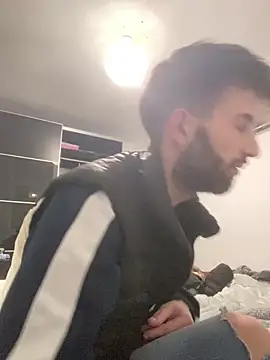 Snapshot of Dondeloquieras4 chatting on February 14, 5:53 pm Dondeloquieras4 online show from February 14, 5:53 pm