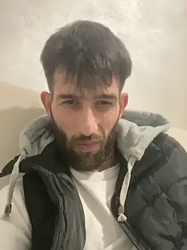 Snapshot of Dondeloquieras4 chatting on February 16, 1:35 am Dondeloquieras4 online show from February 16, 1:35 am