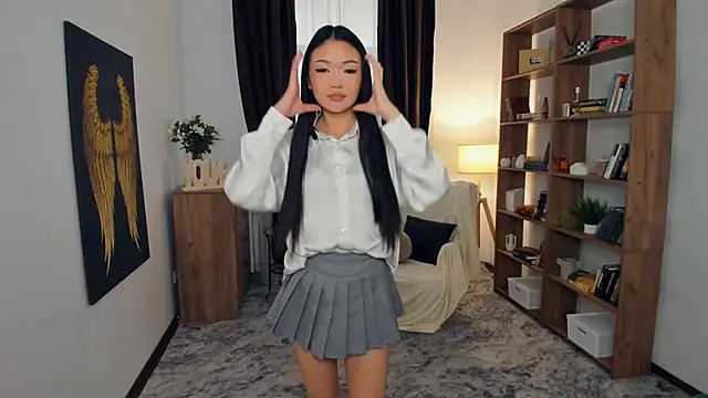 OnieClose online show from November 11, 7:52 am