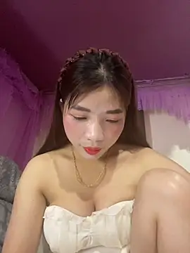 Zlienr023 online show from November 11, 1:00 pm