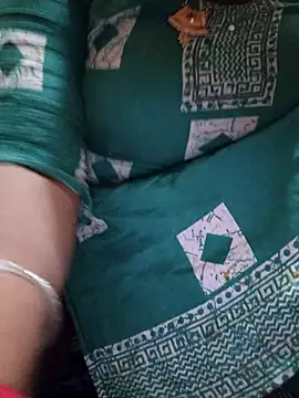 CUTE-GIRL-1 online show from December 5, 4:14 pm