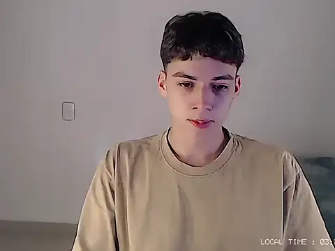 Snapshot of Sett_01 chatting on October 26, 8:04 pm Sett 01 online show from October 26, 8:04 pm