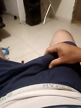 Snapshot of Joonnyyy chatting on October 28, 4:27 am Joonnyyy online show from October 28, 4:27 am