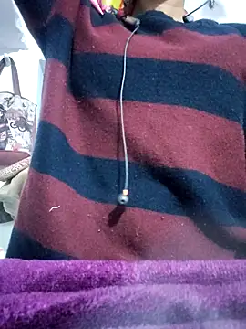 Hot-Rubyy online show from December 14, 4:56 pm