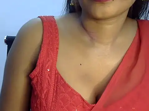 Snapshot of Cutie_Sonam chatting on October 28, 6:43 pm Cutie Sonam online show from October 28, 6:43 pm