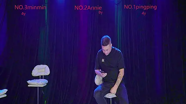 Snapshot of forever_003 chatting on October 30, 11:22 am forever 003 online show from October 30, 11:22 am