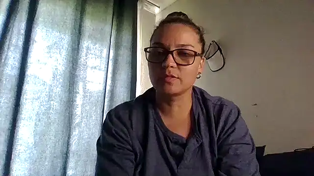 lilMissMarli online show from January 9, 8:50 am