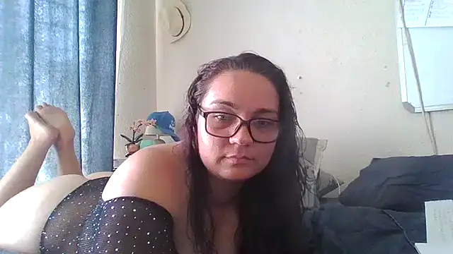 lilMissMarli online show from April 12, 8:19 am