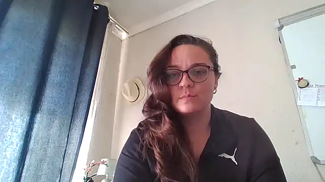 Snapshot of lilMissMarli chatting on July 9, 11:03 am lilMissMarli online show from July 9, 11:03 am