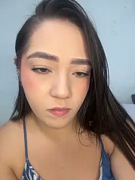 Hannahpradaa  online show from November 16, 12:00 pm