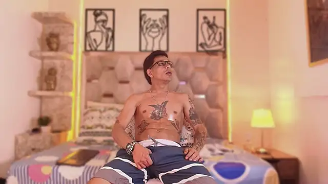 Andrew Haalls online show from January 12, 8:36 pm