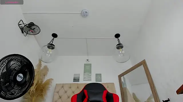 hathor  01 online show from December 3, 3:25 am