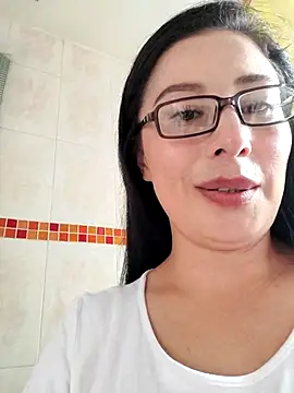 Emma Hotkiss online show from April 22, 7:59 pm