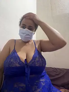 Snapshot of WildNour chatting on April 11, 2:32 pm WildNour online show from April 11, 2:32 pm