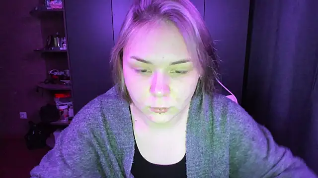 Snapshot of sophia_lix chatting on November 8, 2:06 pm sophia lix online show from November 8, 2:06 pm