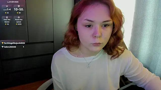 sophia lix online show from March 20, 3:11 am