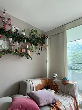 SugarTroubl33 online show from November 29, 2:09 pm