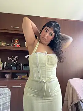 SugarTroubl33 online show from March 7, 1:52 pm