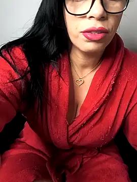 paularois online show from December 4, 3:05 am