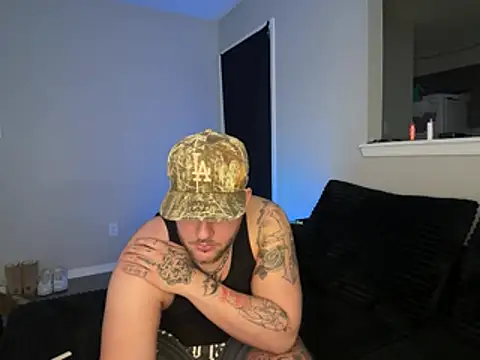 Snapshot of thepornplugz chatting on February 3, 4:23 pm thepornplugz online show from February 3, 4:23 pm