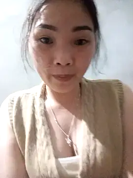 Snapshot of Lovebaby-love chatting on February 5, 2:33 pm Lovebaby-love online show from February 5, 2:33 pm