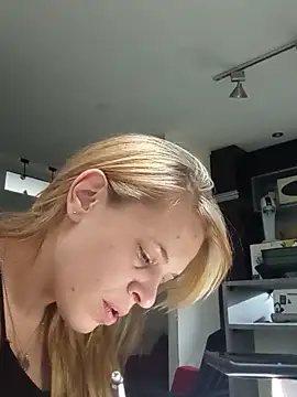 coralu2215 online show from February 15, 12:58 pm