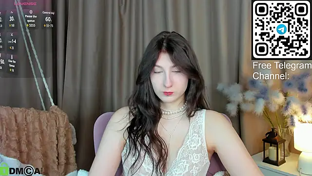 May Yam online show from February 3, 1:15 am