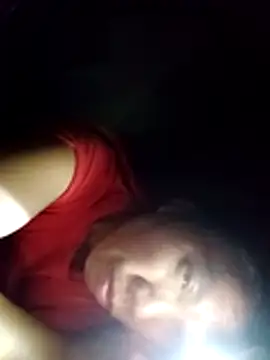 bella-la online show from November 7, 9:15 pm