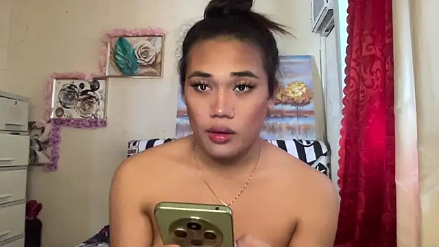 untouchable mia online show from December 5, 1:14 am