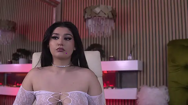 Snapshot of KeylaNoir chatting on February 12, 12:44 pm KeylaNoir online show from February 12, 12:44 pm