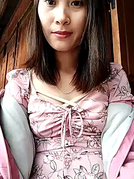 Em xinh01 online show from November 5, 6:35 am