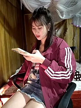 Em xinh01 online show from December 21, 1:40 pm