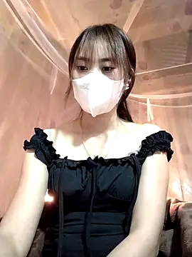 Snapshot of Em_xinh01 chatting on March 6, 5:26 am Em xinh01 online show from March 6, 5:26 am