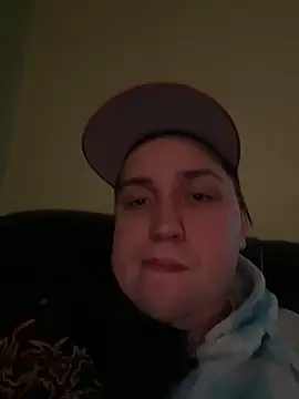 Snapshot of ryanbig chatting on February 23, 12:35 pm ryanbig online show from February 23, 12:35 pm