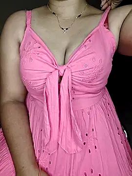 shreyareddy99 online show from April 18, 4:55 pm