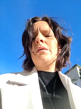 Piediniecollant online show from February 21, 8:26 am