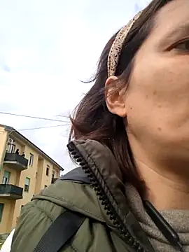 Piediniecollant online show from February 24, 11:41 am