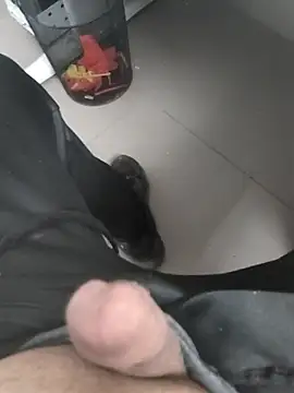 Snapshot of centro6891 chatting on November 12, 9:10 am centro6891 online show from November 12, 9:10 am