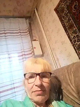 Georgette466 online show from April 2, 4:04 pm