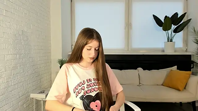 Snapshot of AudriaSagan chatting on November 1, 11:45 am AudriaSagan online show from November 1, 11:45 am