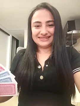 Snapshot of solandrea chatting on November 2, 9:17 pm solandrea online show from November 2, 9:17 pm