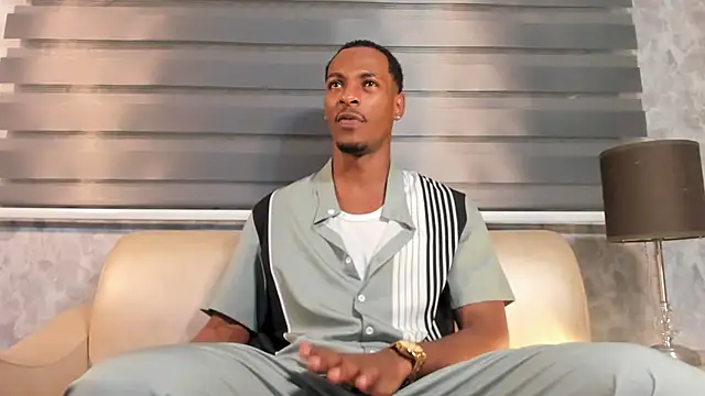 Snapshot of for_itan chatting on February 12, 1:06 pm for itan online show from February 12, 1:06 pm