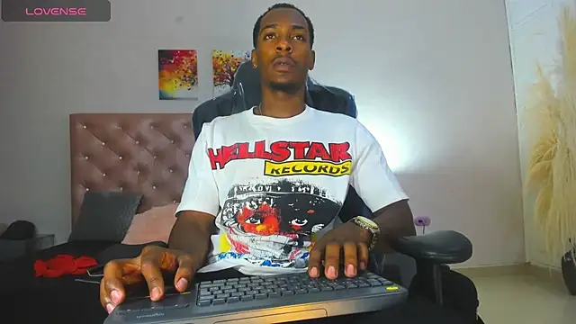 Snapshot of for_itan chatting on February 19, 1:29 pm for itan online show from February 19, 1:29 pm