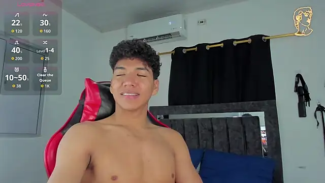 Snapshot of Maximiliano_Khalil chatting on February 9, 7:29 pm Maximiliano Khalil online show from February 9, 7:29 pm