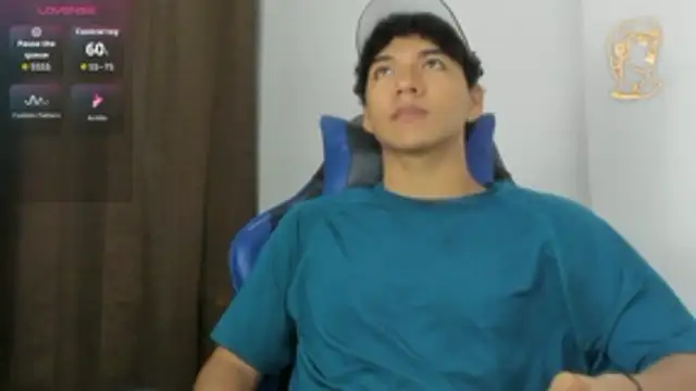 Snapshot of Maximiliano_Khalil chatting on May 31, 12:34 pm Maximiliano Khalil online show from May 31, 12:34 pm