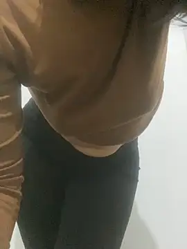 Catalina244 online show from April 8, 11:05 pm