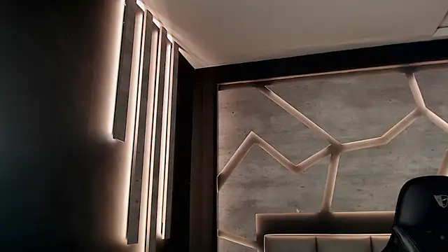 Snapshot of DakotaRussell_ chatting on April 6, 9:38 pm DakotaRussell online show from April 6, 9:38 pm