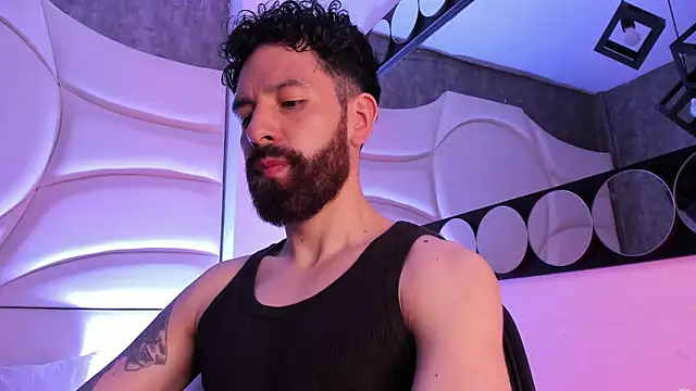 jackfoden01 online show from December 4, 11:30 am