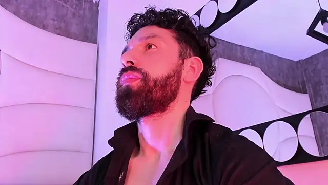 jackfoden01 online show from December 17, 1:17 pm